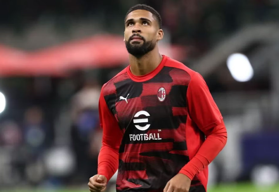 关于西甲赛程吃紧；AC米兰今夜遗憾出局；目标明确；赛程密集仍需轮换的信息